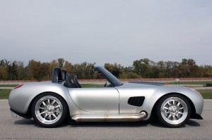 05-iconic-ac-roadster