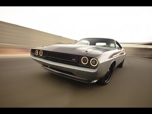 1970-Dodge-Challenger-by-Roadster-Shop-Front-Angle-Speed-1280x960